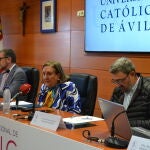 Lydia Jiménez inaugura el V Simposio Internacional de SOFIC