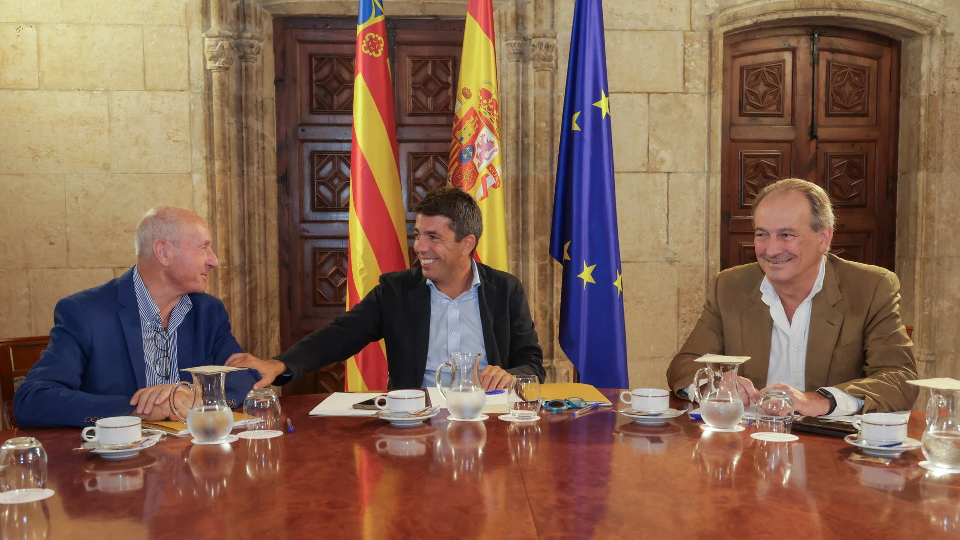 El presidente de la Generalitat, Carlos Mazón, recibió ayer a la Asociación Valenciana de Agricultores (AVA)