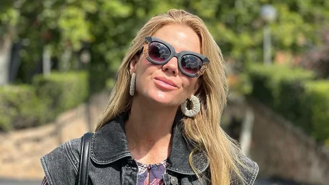 Amelia Bono con un look de lo más tendencia.