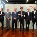 Suárez-Quiñones junto a Enrique Cabero, Pedro Ruiz, Félix Cano, Fortuoso y Ginés Ángel García y