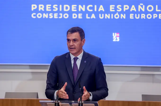 Sánchez allana la amnistía y rechaza la vía judicial para Puigdemont