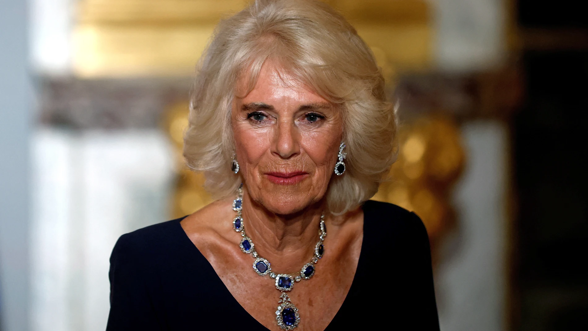 Versailles (France), 20/09/2023.- Britain's Queen Camilla attends a state dinner in the Hall of Mirrors at the Palace of Versailles, in Versailles, near Paris, France, 20 September 2023, on the first day of a state visit to the country. The British royal couple's three-day state visit was initially planned for March 2023 and postponed due to widespread demonstrations in France against the government's pension reforms. (Francia, Reino Unido) EFE/EPA/BENOIT TESSIER / POOL MAXPPP OUT 