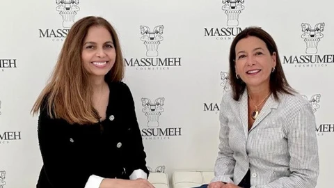 Nasrin Zhiyan con Angela Rodicio