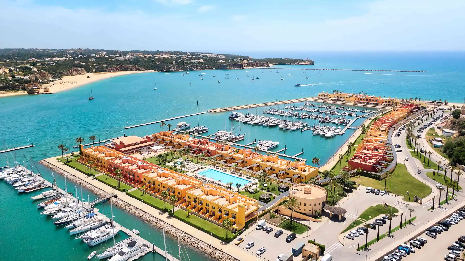 Tivoli_Marina_Portimao_Algarve_Resort_Exterior_View