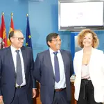 Carlos Raúl de Pablos, Domingo Aceves y Silvia Fernández, en la rueda de prensa con motivo del Día Mundial del Alzheimer