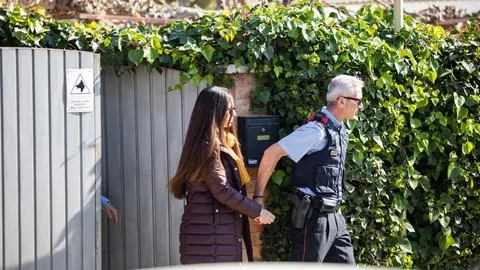 Rosa Peral, con mossos en la investigación del crimen