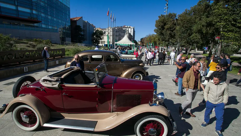 III Salida de coches antiguos y clásicos del Club Burgalés de Vehículos Históricos