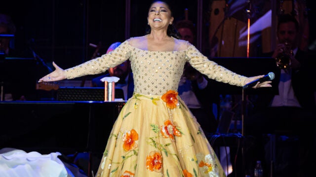 Arranca este sábado en la Cartuja la nueva gira de Isabel Pantoja por los 50 años de su trayectoria musical
