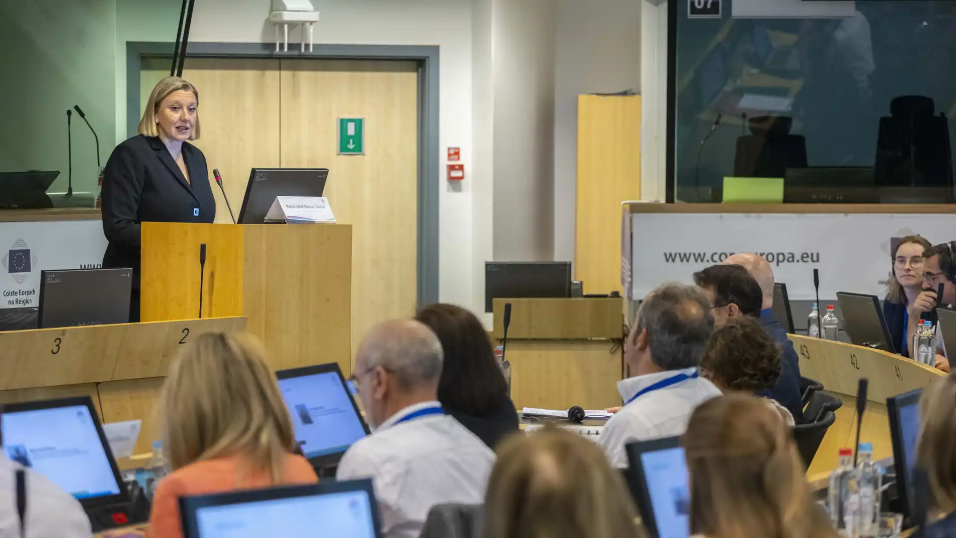 Isable Blanco explica el programa "Rural Care" de la Junta, en Bruselas
