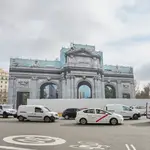 La Puerta de Alcalá de Madrid volverá a lucir "en todo su esplendor" antes de Navidad tras las obras de remodelación
