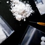 Sanidad enseña a través de guías a consumir drogas