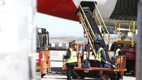 MADRID.-Iberia pierde el servicio de 'handling' de los grandes aeropuertos españoles a excepción de Madrid