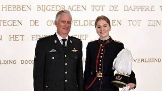 Elisabeth de Bélgica, junto a su padre Felipe de Bélgica