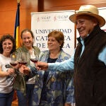 Firma del convenio entre la UCAV y la Asociación Vinos de Cebreros