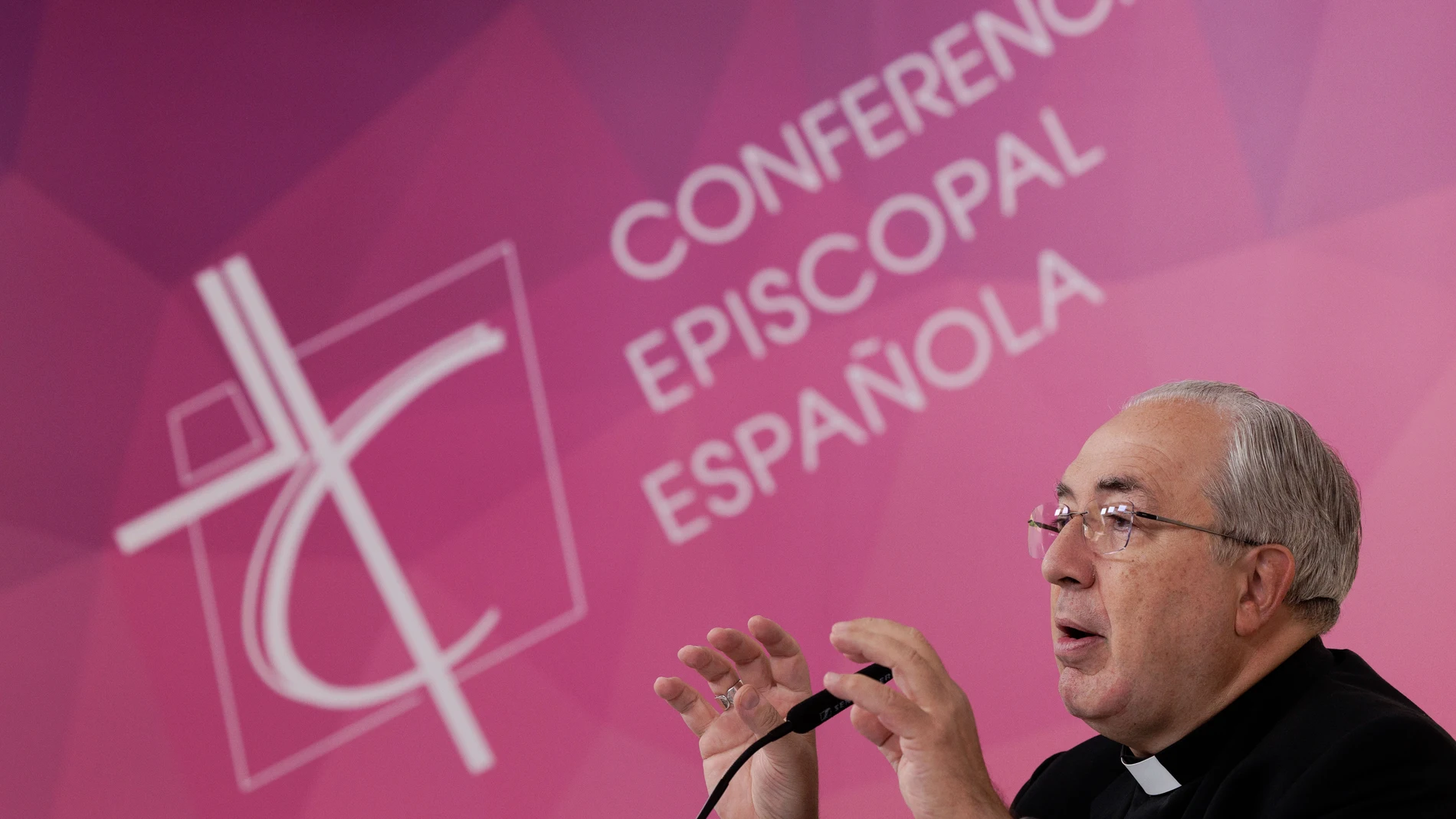 El secretario general de la Conferencia Episcopal Española (CEE), Francisco Cesar García Magán