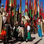 San Froilán llena de fiesta y de pendones las calles de León
