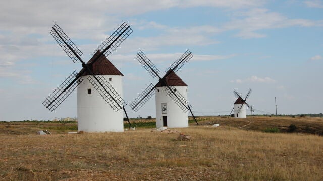 En Mota del Cuervo es posible ver algunos de los molinos típicos de Castilla-La Mancha