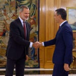 Felipe VI recibe a Pedro Sánchez en el marco de la ronda de contactos para designar nuevo candidato al Gobierno de España