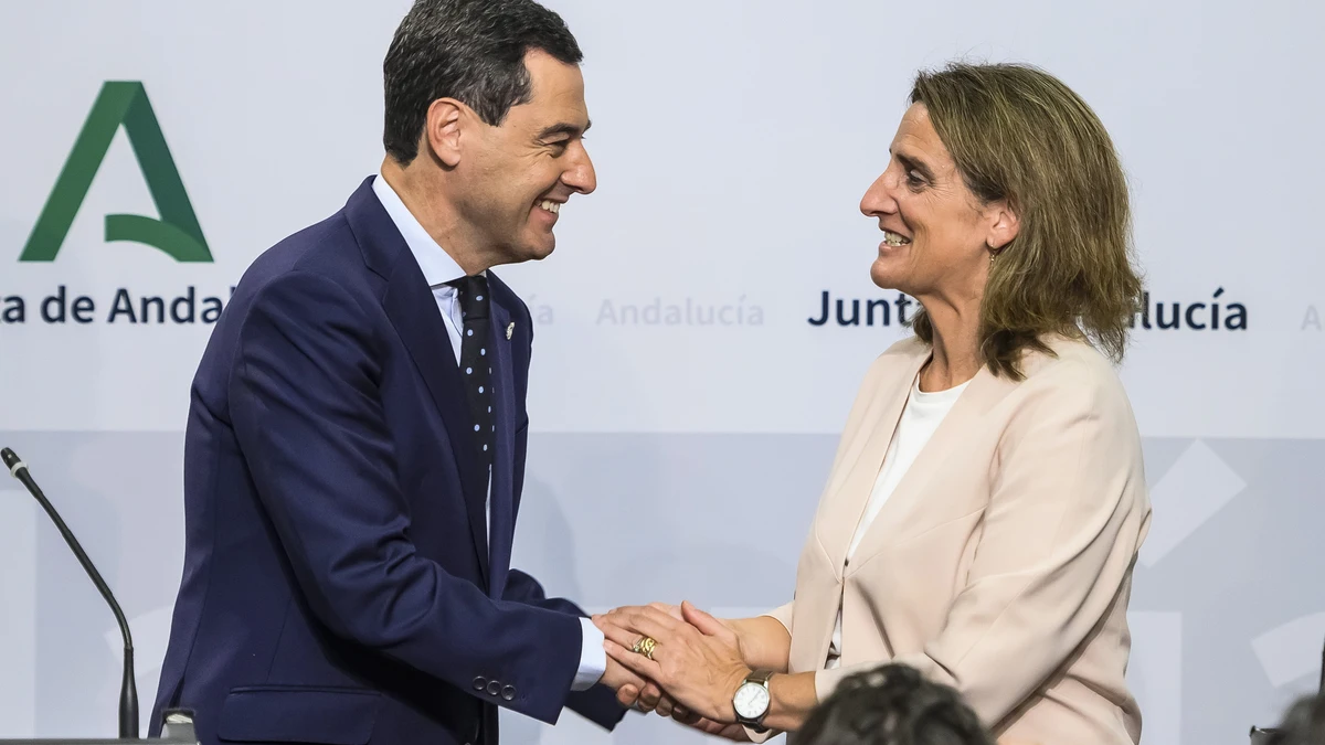 Andalucía no traerá agua en barcos: el acuerdo entre Moreno y Ribera no será necesario