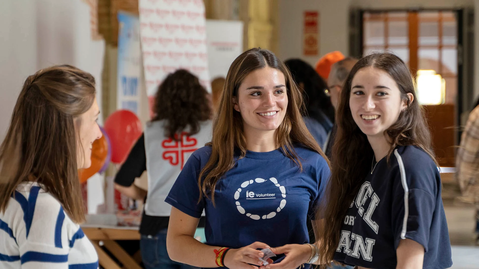 IE University promueve el voluntariado de alumnos en Segovia, en la “Sustainability Week”