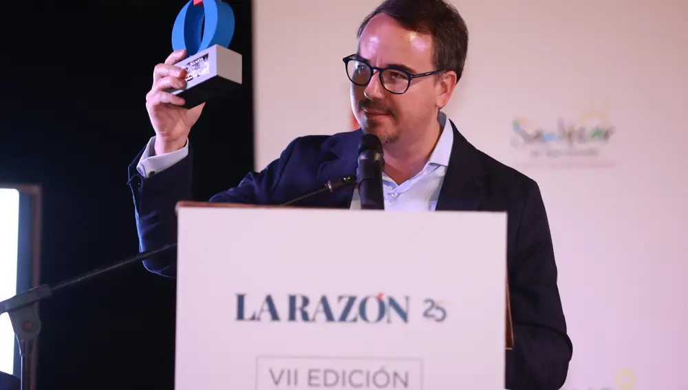El chef Paco Morales durante su discurso en la gala de los VII Premios Gastro&Cía