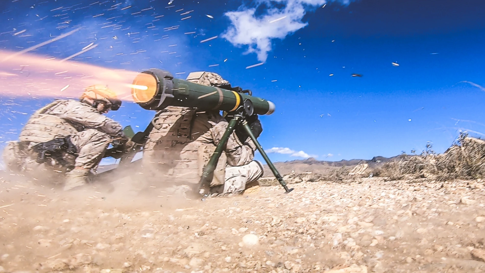 Lanzamiento de un misil contracarro Spike LR2