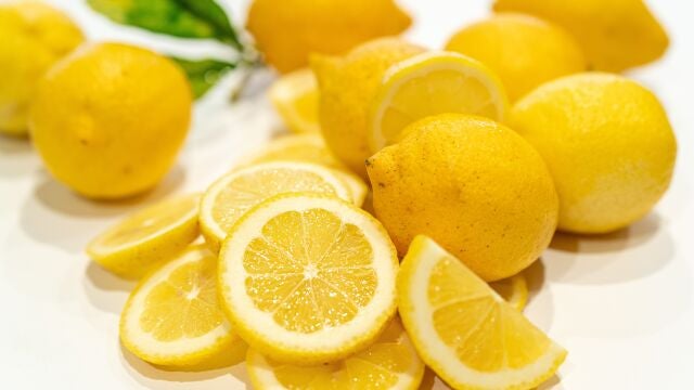 Si el limón ya tiene múltiples beneficios, mezclado con este superalimento los duplica