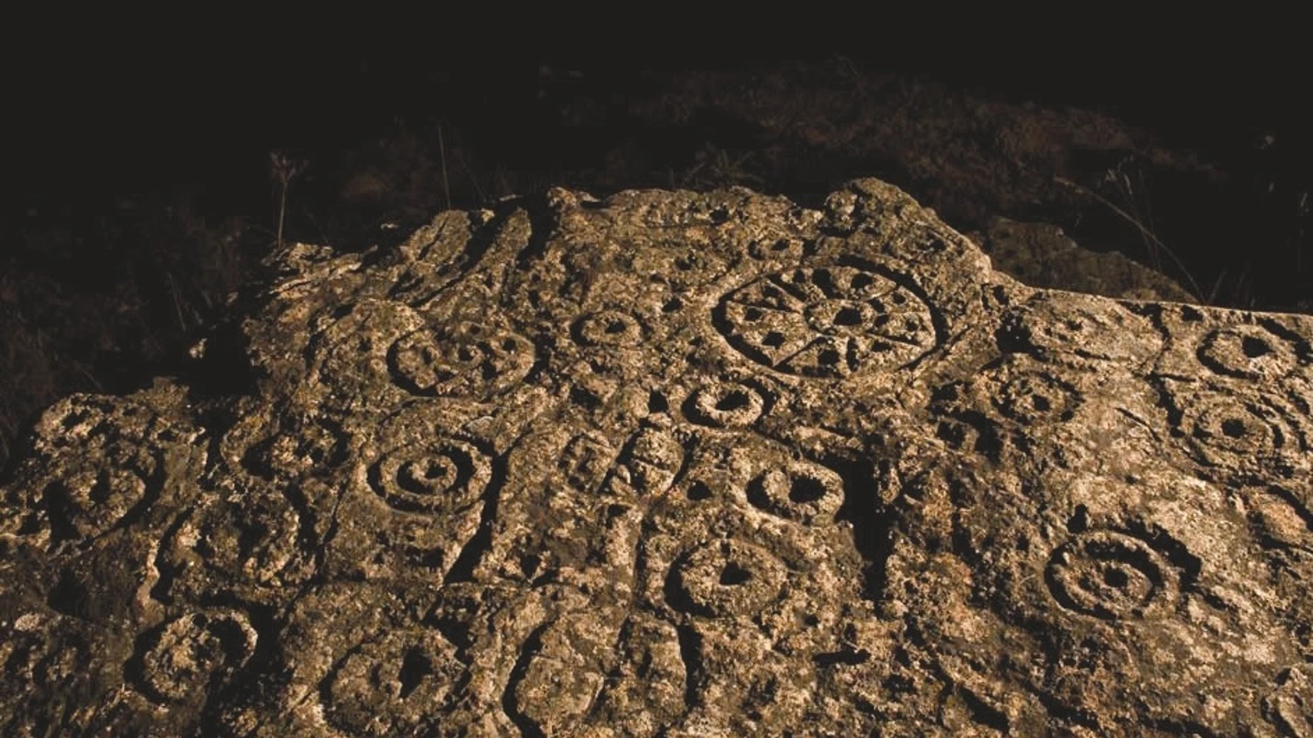 Imagen de los grabados prehistóricos de Los AulagaresAMIGOS DEL PATRIMONIO DE ZALAMEA04/10/2023