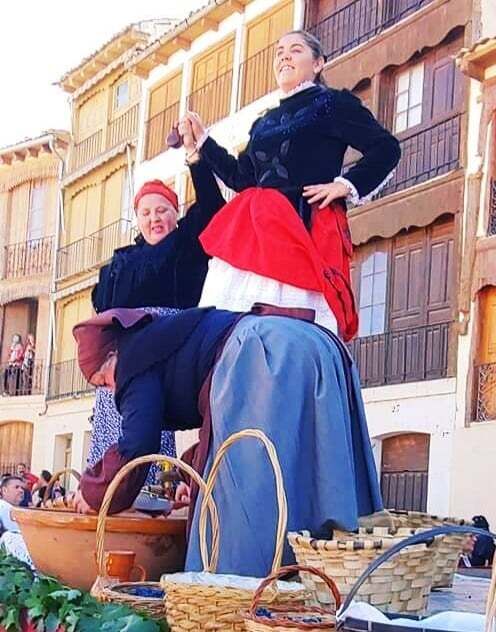 Tradicional pisado de la Uva en la plza del coso de Peñafiel