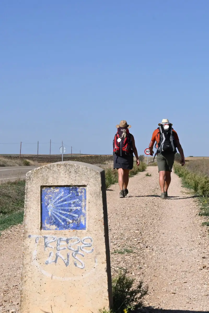 Peregrinos en el Camino de Santiago Francés.