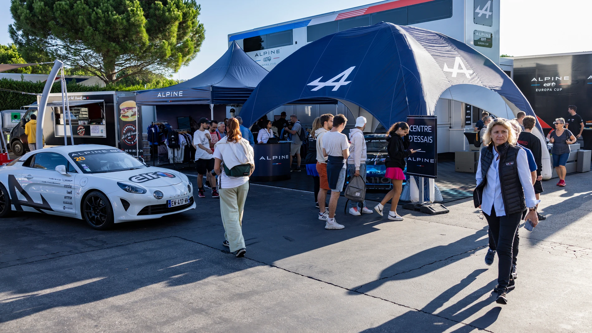 Ambiance during the 6th round of the Alpine Europa Cup 2023, from October 6 to 8, 2023 on the Circuit de Paul Ricard, in Le Castellet, France - Photo Marc de Mattia / DPPI Marc De Mattia/Dppi / Afp7 07/10/2023 ONLY FOR USE IN SPAIN