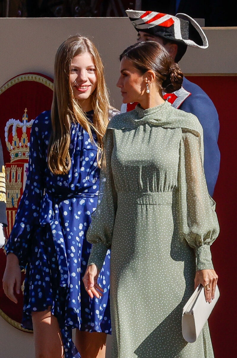 La Reina Letizia y la infanta Sofía el pasado Día de la Fiesta Nacional de 2022