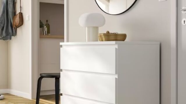 Cómoda de Ikea en oferta