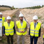 El vicepresidente de la Junta, Juan García-Gallardo, visita las infraestructuras de la red de riego de la zona del Aranzuelo, en Burgos