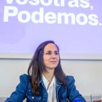 Ione Belarra participa en un encuentro con la militancia en Bilbao