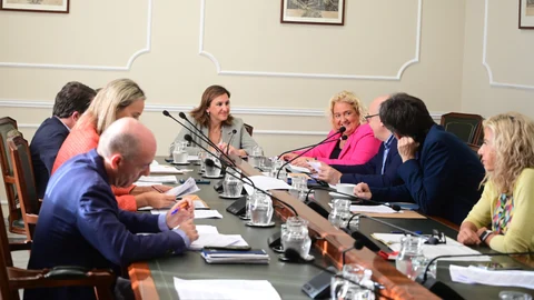 Valencia inicia los trámites para rebajar el IBI, la plusvalía y el impuesto de circulación