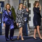 Los Reyes don Felipe y doña Letizia, con la presencia de Leonor, la Princesa de Asturias y la Infanta Sofía, presiden este viernes la ceremonia de entrega de los premios Princesa de Asturias 2022.