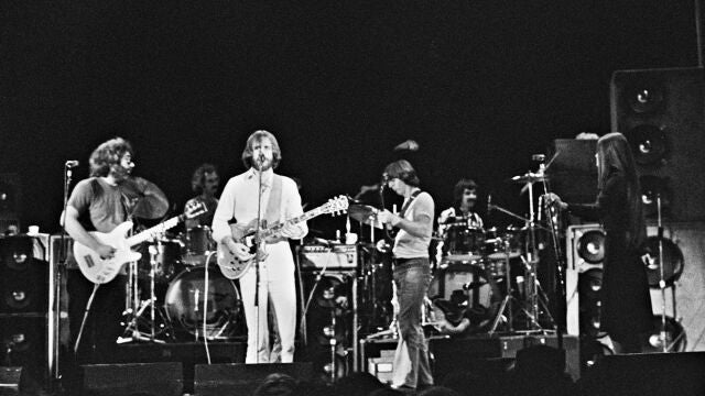 Greatest Dead In this May 8, 1977 photo provided by GDBartonHall1977.com, the Grateful Dead perform in a field house at Cornell University in Ithaca, N.Y., in what would become one of the group's most fabled shows. From left are Jerry Garcia, Bill Kreutzmann and Bob Weir, Phil Lesh, Mickey Hart and Donna Godchaux.