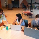 Empresarias europeas se dan cita en un coworking en la localidad burgalesa de Pradoluengo