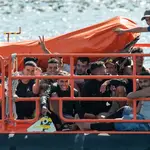 Rescatadas cinco embarcaciones con unos 290 inmigrantes en aguas canarias