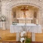 El Obispo de Vitoria celebra la primera misa en la iglesia San Vicente de Arana tras finalizar las reformas