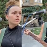 Una cantante callejera se vuelve viral