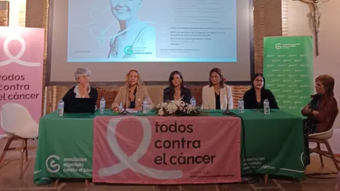 XXII Encuentro de personas con cáncer de mama de Castilla y León celebrado en Toro (Zamora)