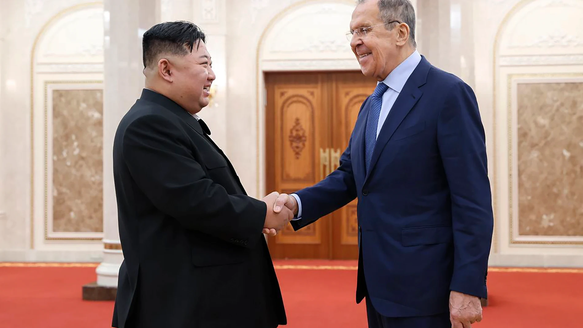 Pyongyang (Korea, Democratic People''s Republic Of), 19/10/2023.- A handout photo made available by the Russian Foreign Ministry press service shows Russian Foreign Minister Sergei Lavrov (R) shaking hands with North Korea's leader Kim Jong Un during their meeting in Pyongyang, North Korea, 19 October 2023. Sergei Lavrov is on a two-day visit to North Korea. The Russian foreign minister said that Moscow plans to develop equal strategic cooperation with the DPRK, despite sanctions from the UN ...