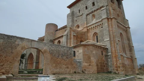 Imagen de la iglesia de Villamorón