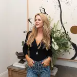 Amelia Bono con jeans de Zara.