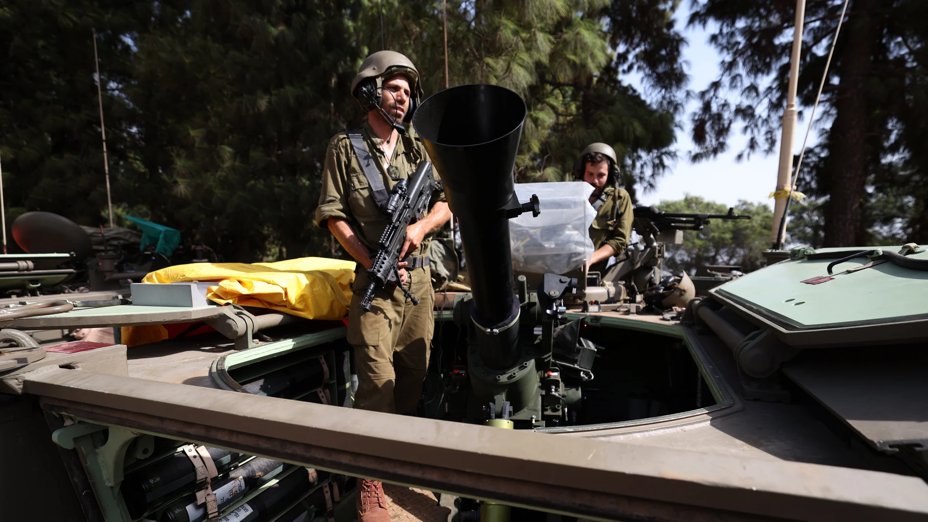 Soldados israelíes toman posiciones en la frontera con Líbano ante el aumento de los ataques de la milicia proiraní de Hizbulá