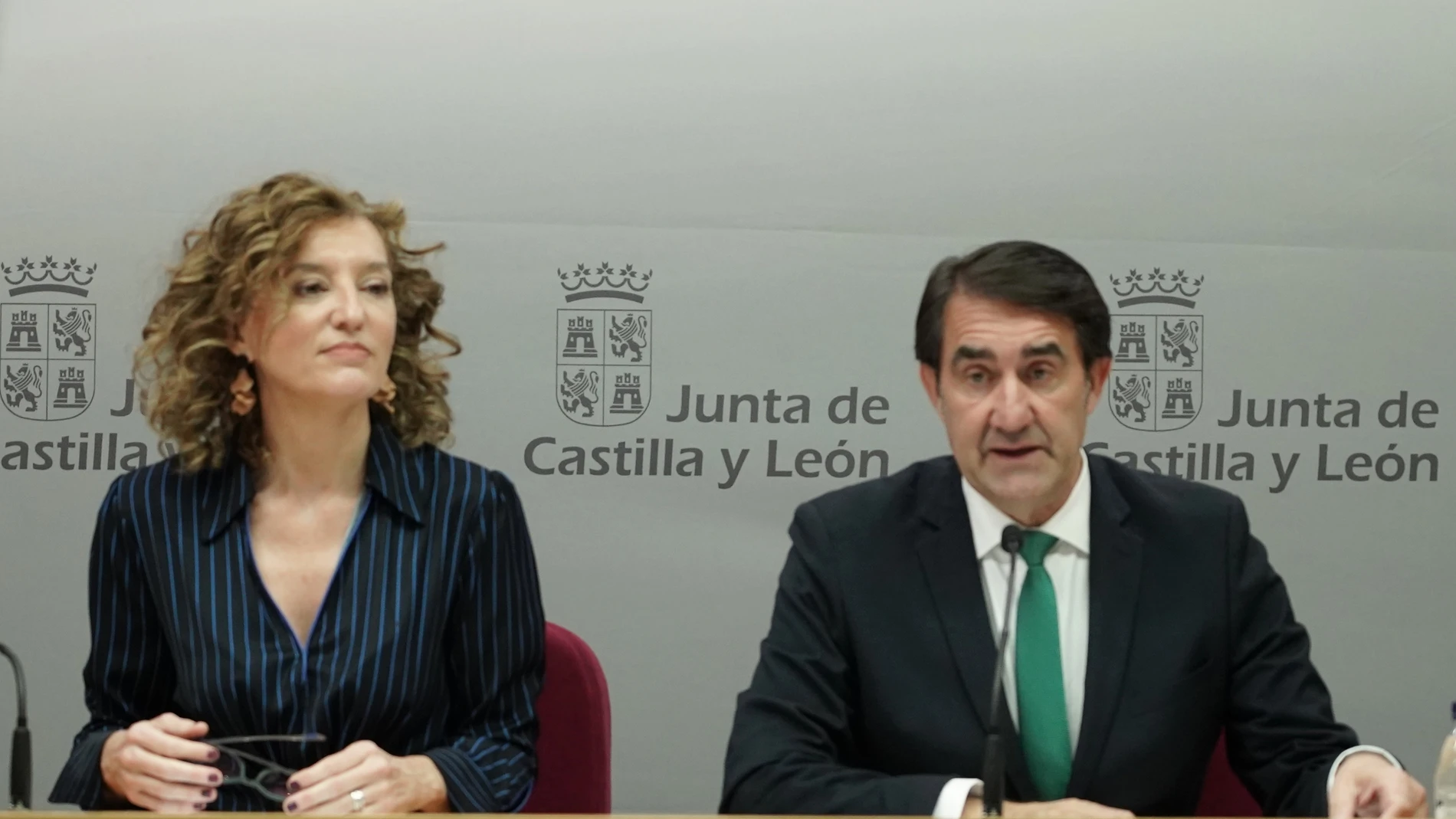 El consejero de Medio Ambiente, Vivienda y Ordenación del Territorio, Juan Carlos Suárez-Quiñones, presenta los datos de la resolución de la convocatoria de ayudas a la accesibilidad del año 2022 y las previsiones respecto a la de 2023