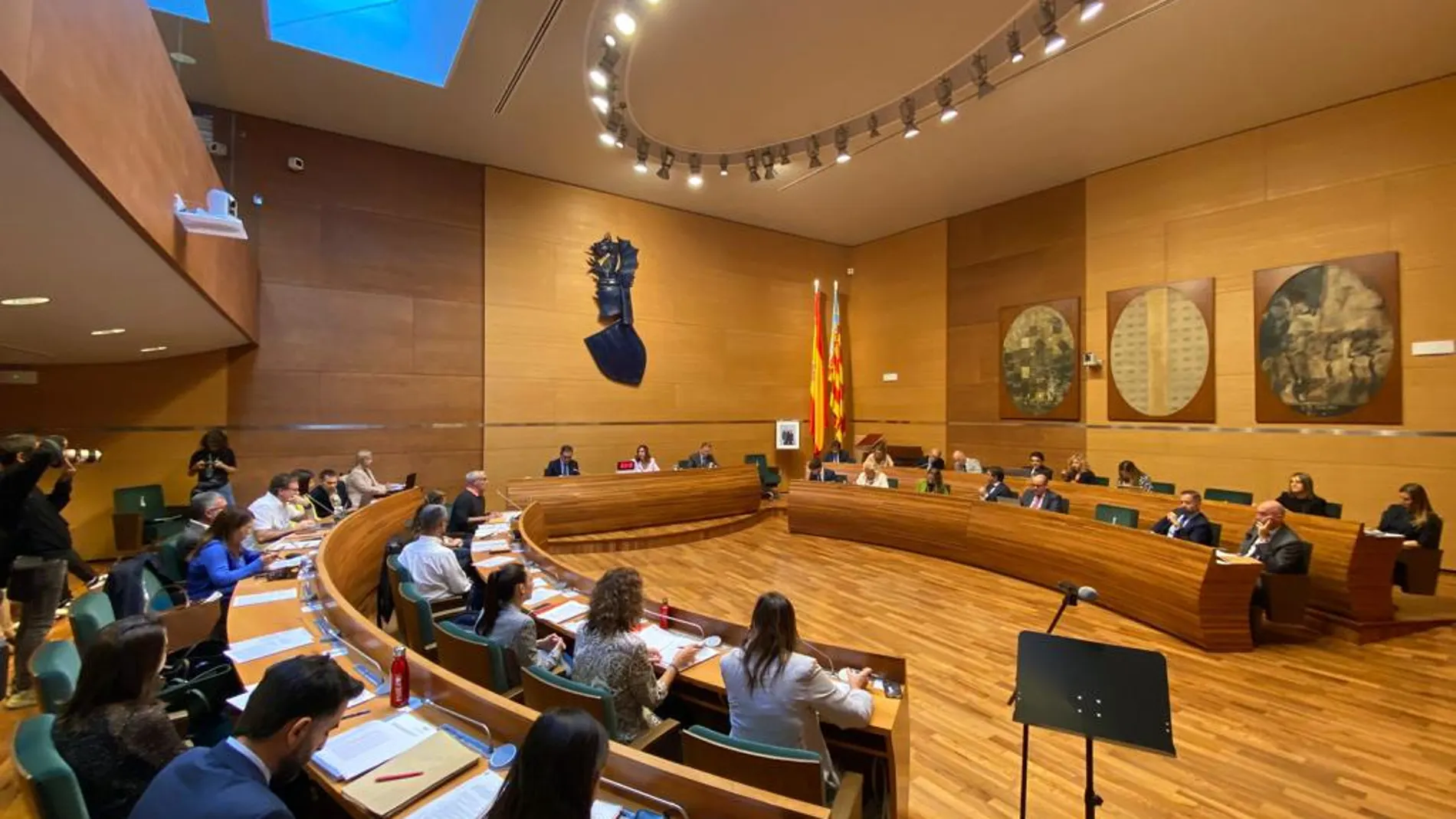 El Ayuntamiento de Valencia aprueba las rebajas fiscales