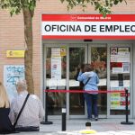 Economía/EPA.- El paro sube en nueve comunidades y seis destruyen empleo, con Madrid a la cabeza